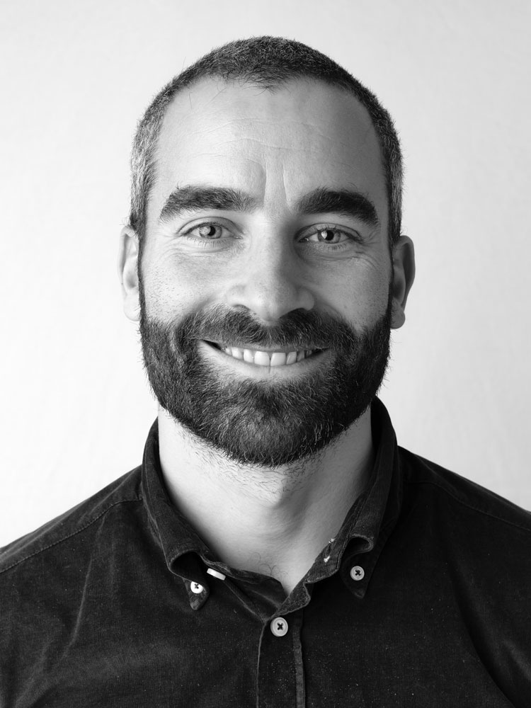 Leonardo Ruspini, PhD CHIEF TECHNOLOGY OFFICER
